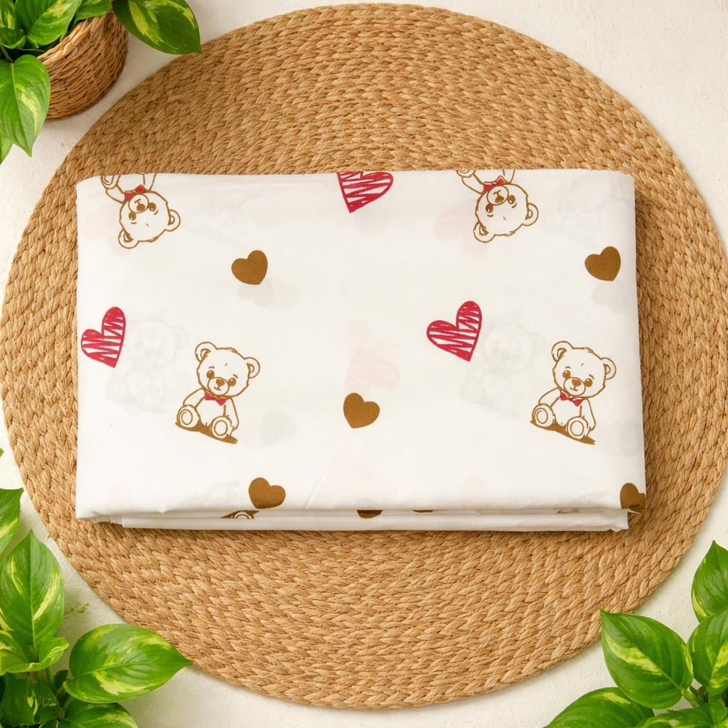 Pure Cotton Printed Cradle Cloth 3.5 Meter (Stitched)-Teddy Heart Prints